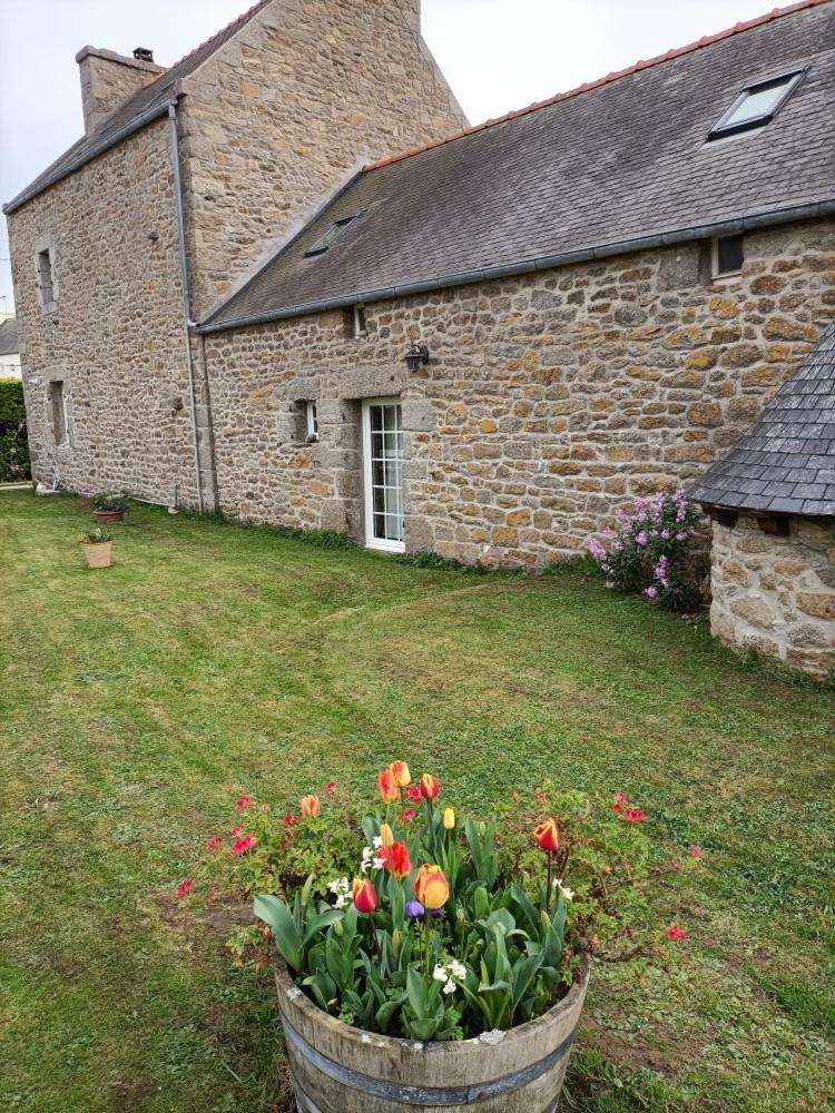 Oudoty Bed & Breakfast Kerlouan Exterior photo